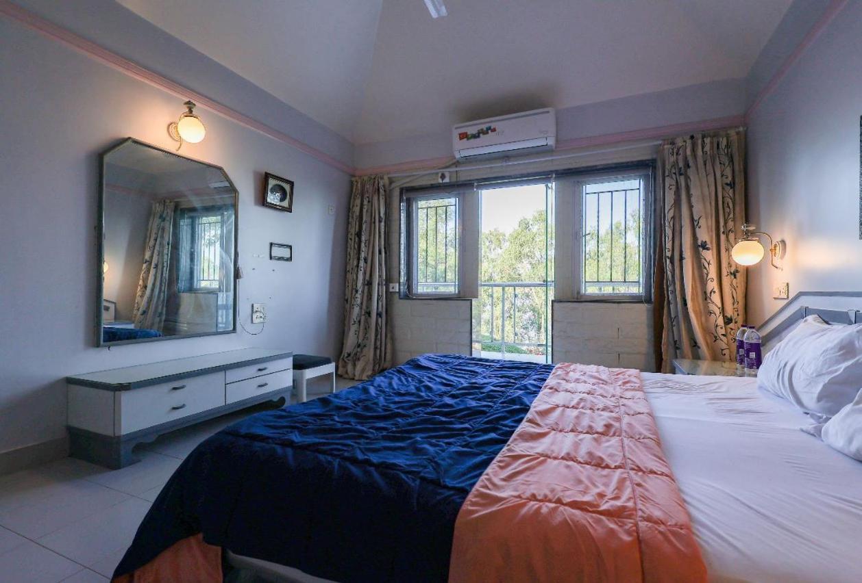 Valleycrest Villa With Swimming Pool Mahābaleshwar Esterno foto